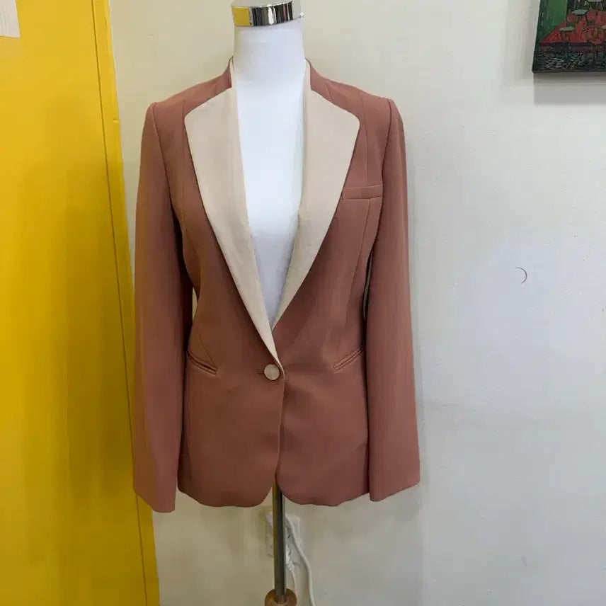 [BUNJANG] Bonnie Alex Beige and Pink Tailored Blazer / bonnie alex 배색 테일러드 자켓 55 베이지 핑크 정장자켓