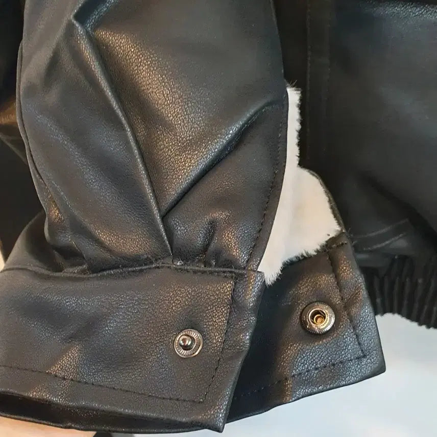[BUNJANG] Snatch Black Leather Fur Mustang Jacket / Snatch 블랙 레더 퍼 무스탕 자켓 FREE 남성 자켓