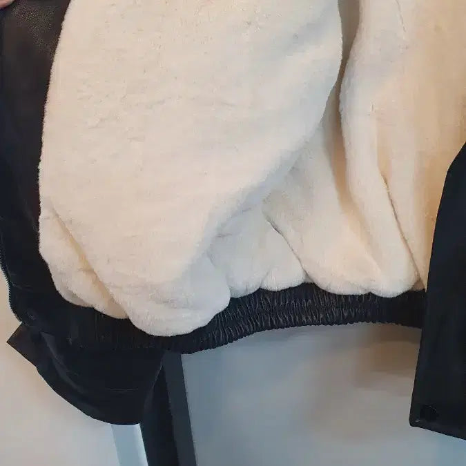 [BUNJANG] Snatch Black Leather Fur Mustang Jacket / Snatch 블랙 레더 퍼 무스탕 자켓 FREE 남성 자켓