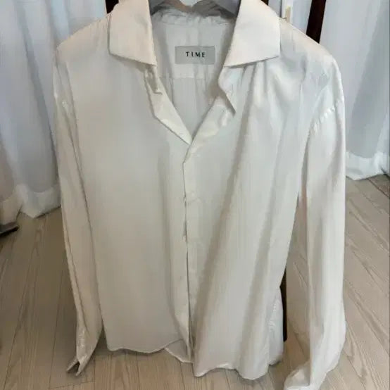 [SOLD OUT] 급처) TIME 타임 셔츠 정가 26만원