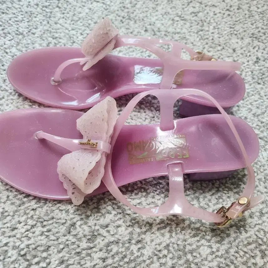 [BUNJANG] Ferragamo Jelly Shoes (240) / 페레가모정품젤리슈즈(240호)