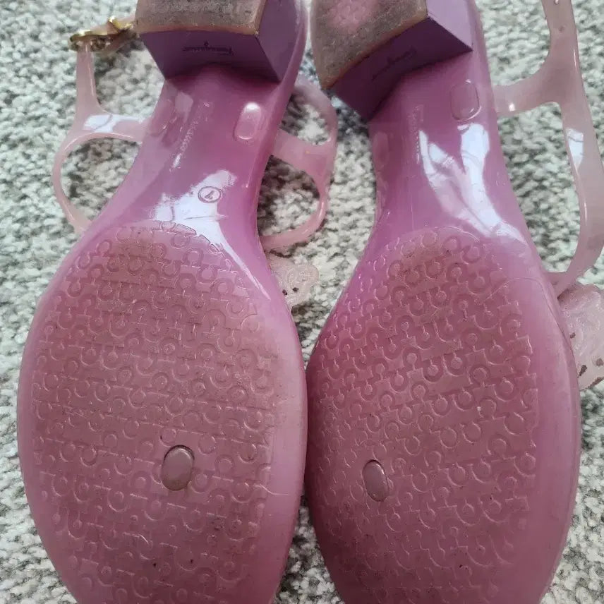 [BUNJANG] Ferragamo Jelly Shoes (240) / 페레가모정품젤리슈즈(240호)