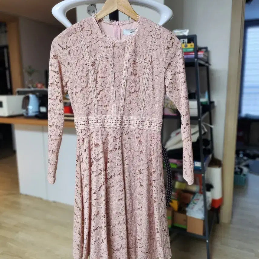 [BUNJANG] SATIN Pink Lace Dress (S) / SATIN 연핑크 레이스 원피스 s 미착용 새상품 택있음
