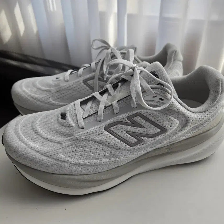 [BUNJANG] New Balance 1080 V15 2E Running Shoes / 뉴발란스 1080 V15 2E 260사이즈