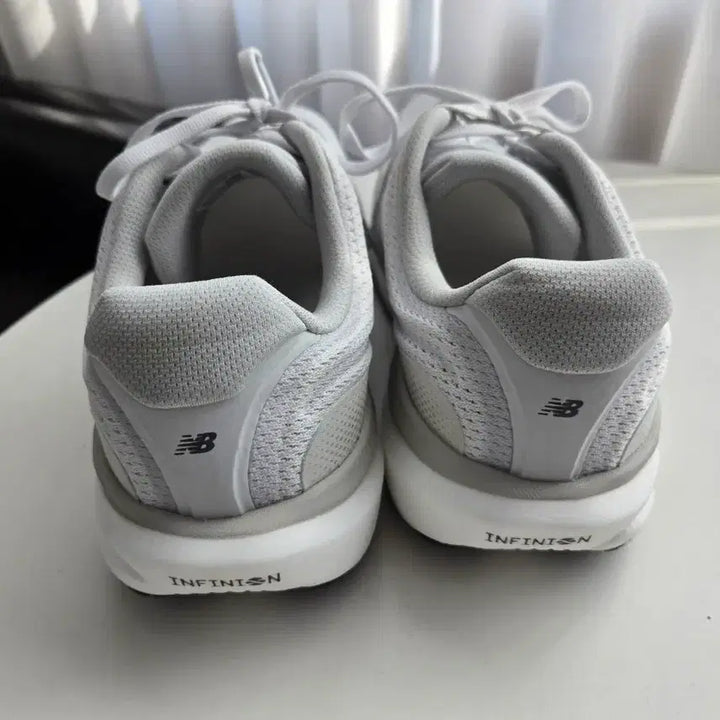 [BUNJANG] New Balance 1080 V15 2E Running Shoes / 뉴발란스 1080 V15 2E 260사이즈