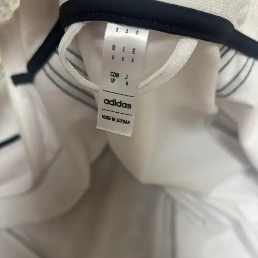 [SOLD OUT] 아디다스집업