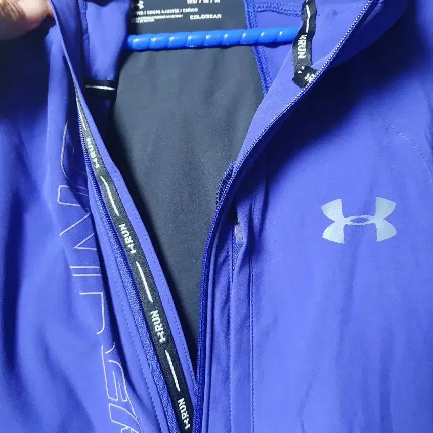 [BUNJANG] Under Armour Purple Windbreaker Hooded Jacket (M) / 언더아머 퍼플 바람막이 후드 자켓m