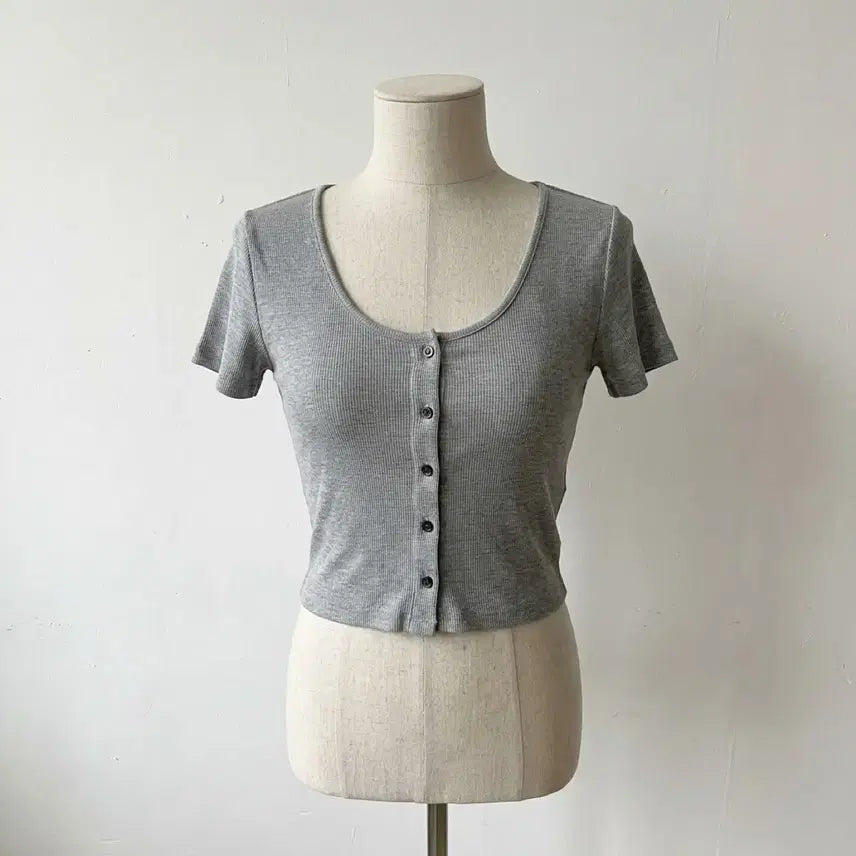[BUNJANG] Avely Ribbed Button-Up Short Sleeve Top / 슬림 골지 버튼 반팔티 / 스판 데일리 티셔츠
