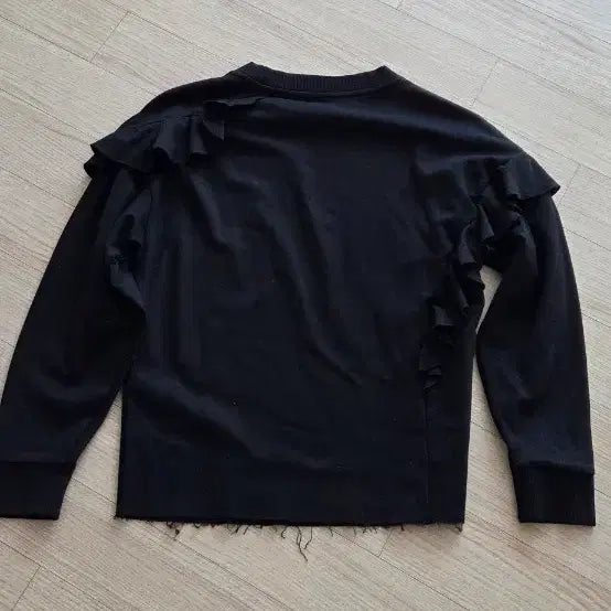 [BUNJANG] Max Mara E-Trend Frill Sweatshirt / 막스마라 이트렌드 프릴맨투맨