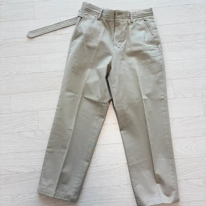 [BUNJANG] Customellow Beige Belted Pants / Customellow 베이지 벨트 바지 74-85