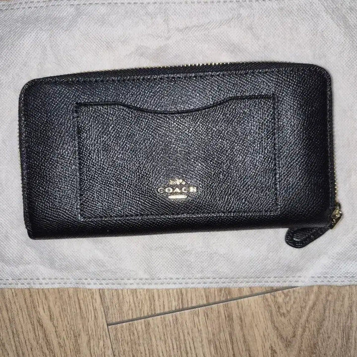 [BUNJANG] Coach Leather Zip-Around Wallet / 코치장지갑