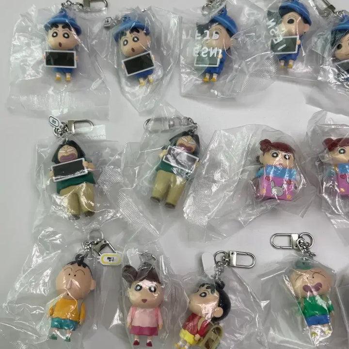[BUNJANG] Crayon Shin-chan Figure Keyring Collection / 짱구는 못말려 피규어 키링 새상품 정품 모음 (MBTI, 연필깎이,책가방