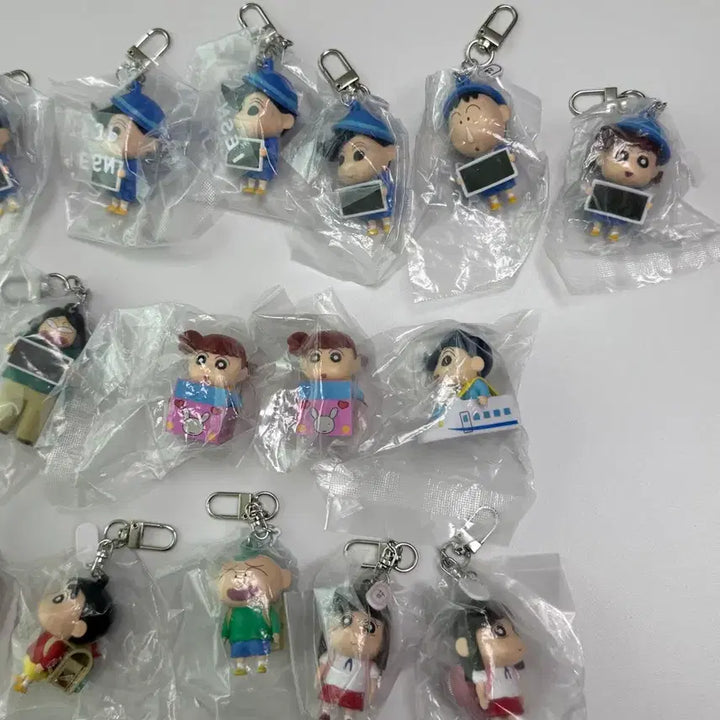 [BUNJANG] Crayon Shin-chan Figure Keyring Collection / 짱구는 못말려 피규어 키링 새상품 정품 모음 (MBTI, 연필깎이,책가방