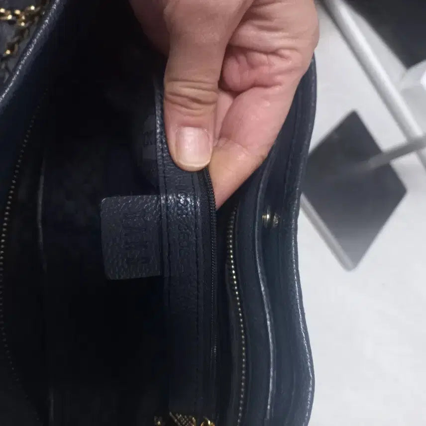 [BUNJANG] Daks DD Line Shoulder Bag - Charcoal / 닥스 DD라인 숄더백. 챠콜