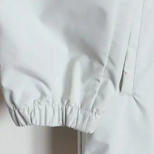 [SOLD OUT] M . 젝스미스 바람막이
