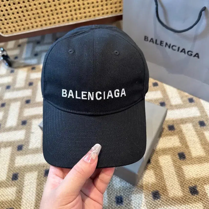 [BUNJANG] Balenciaga Cap / 발렌시아가 모자