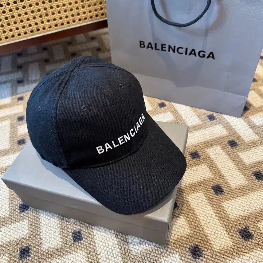 [BUNJANG] Balenciaga Cap / 발렌시아가 모자