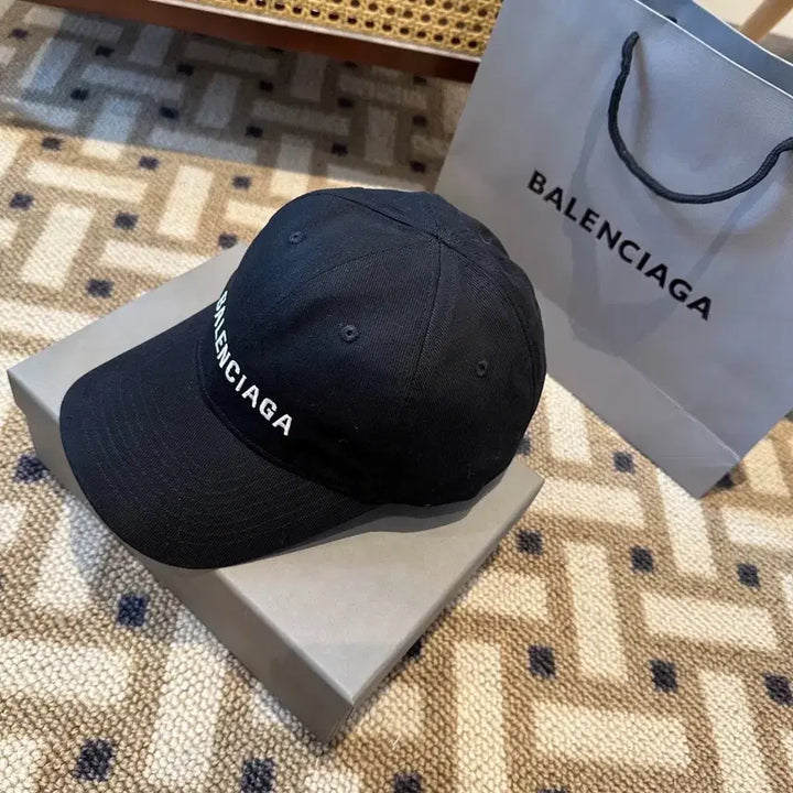 [BUNJANG] Balenciaga Cap / 발렌시아가 모자