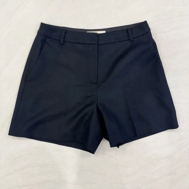 [BUNJANG] Athe Black Wool Blend Shorts / 아떼 블랙 울반바지