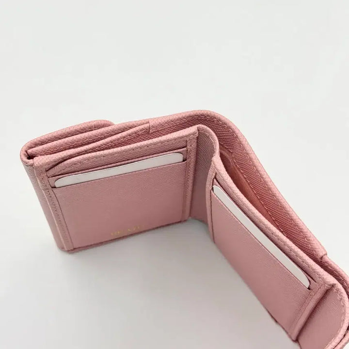 [BUNJANG] Prada Saffiano Triangle Pink Wallet / 프라다 사피아노 트라이앵글 핑크 반지갑 1MH043