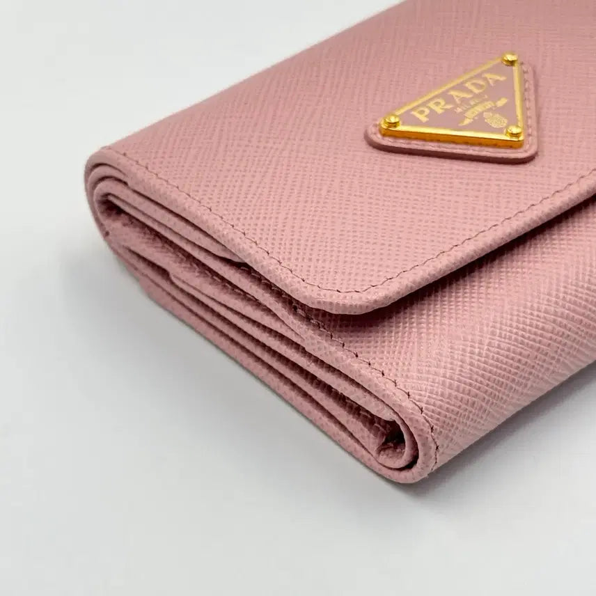 [BUNJANG] Prada Saffiano Triangle Pink Wallet / 프라다 사피아노 트라이앵글 핑크 반지갑 1MH043