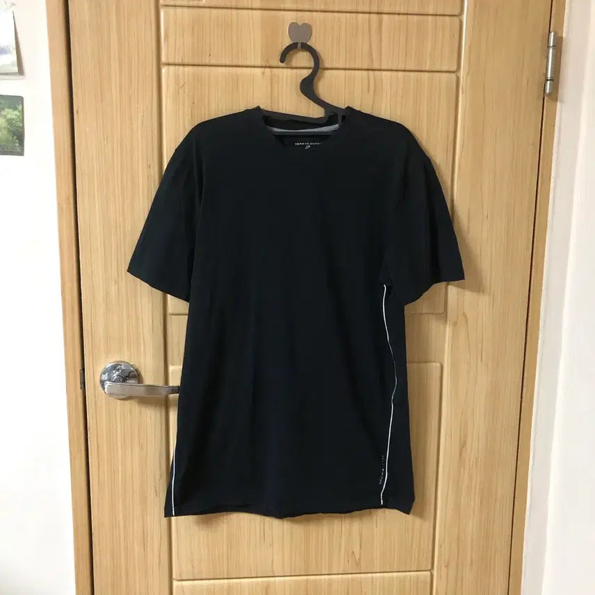 [BUNJANG] Tommy Hilfiger Blouse / 멀리 번져서 4