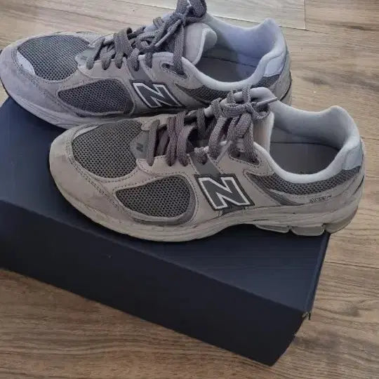 [BUNJANG] New Balance 2002RC Gray Sneakers / 뉴발란스 2002rc그레이255