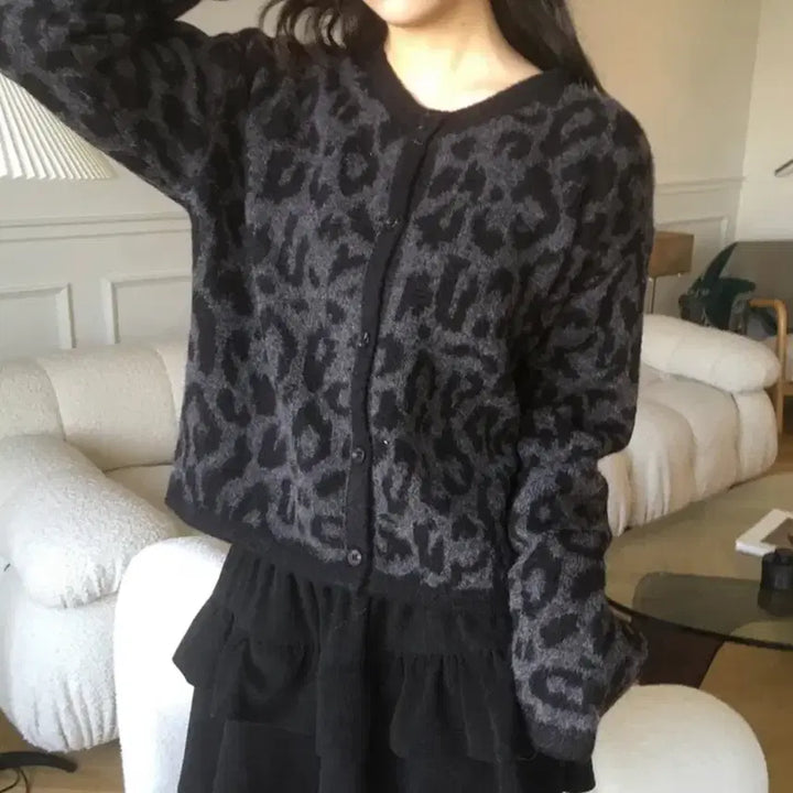 [BUNJANG] Wonder Wonder Leopard Print Brush Knit Cardigan / 호피 니트 가디건