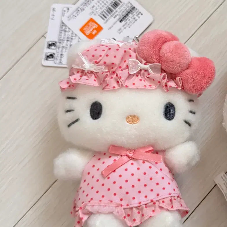 [BUNJANG] Hello Kitty Nightcap Ribbon Pajama Mascot Keyring / 헬로키티 나이트캡 리본 파자마 마스코트 인형키링