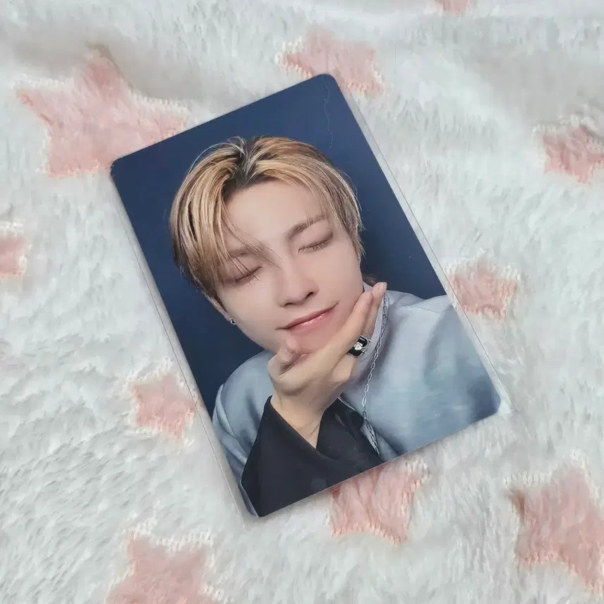 [BUNJANG] ATEEZ Hongjoong Agung-bbang Japanese Universal Item / 에이티즈 홍중 아궁빵 일본 유니버셜