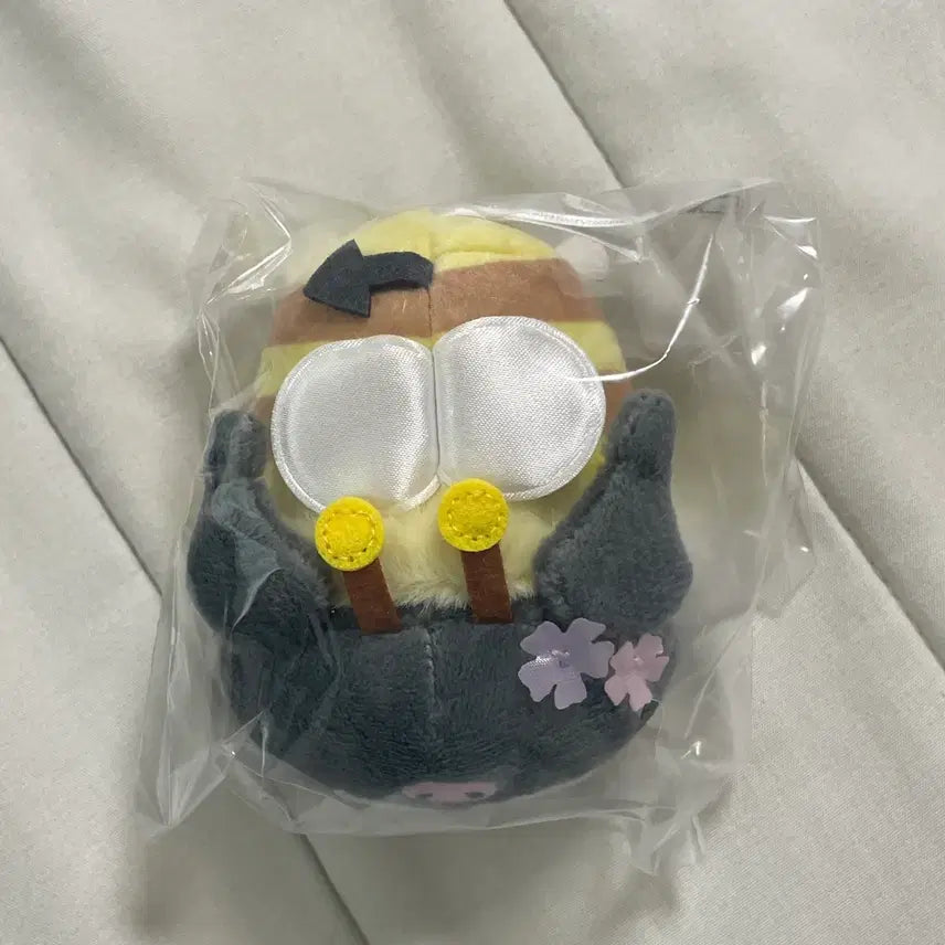 [BUNJANG] Sanrio Kuromi Honeybee Series Mini Mascot / 산리오 꿀벌시리즈 랜덤 미니 마스코트 쿠로미 팝니다