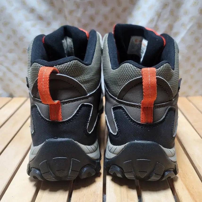 [BUNJANG] Echoleva Pucerin Hiking Boots / 에코로바 등산화 285 (실착280)