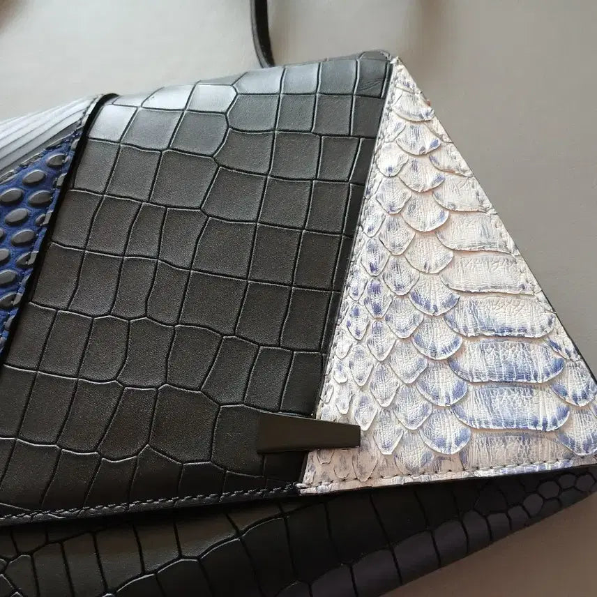 [BUNJANG] LOUGE &amp; LOUNGE VENT Clutch Bag / 루즈앤라운지 크로스백