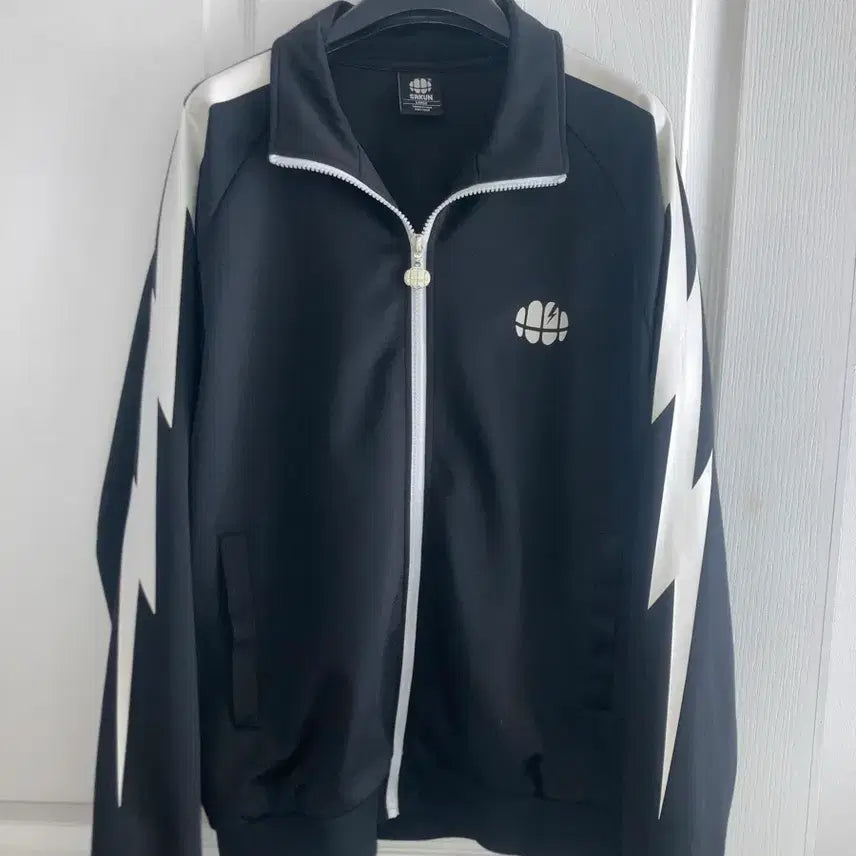 [BUNJANG] Sakun Jersey Rare Large Lightning / 사쿤 져지 희귀 라지 번개