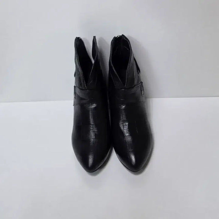 [BUNJANG] Black Ankle Boots 8cm Heels / 블랙 앵클 부츠 힐 한번착용 230 정사이즈