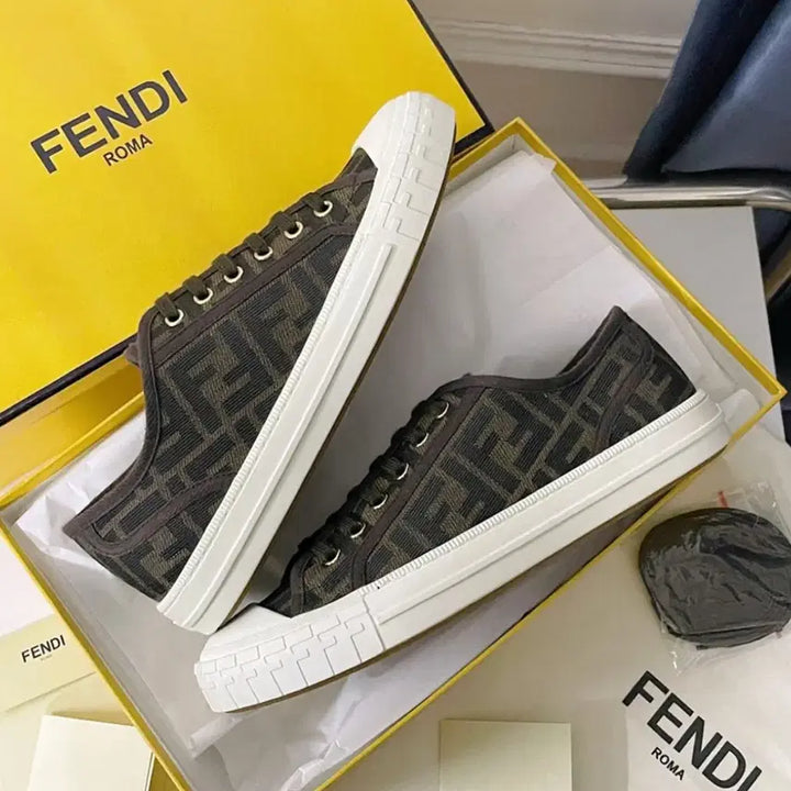 [BUNJANG] Fendi Domino Sneakers 245 / 펜디 도미노 스니커즈 245
