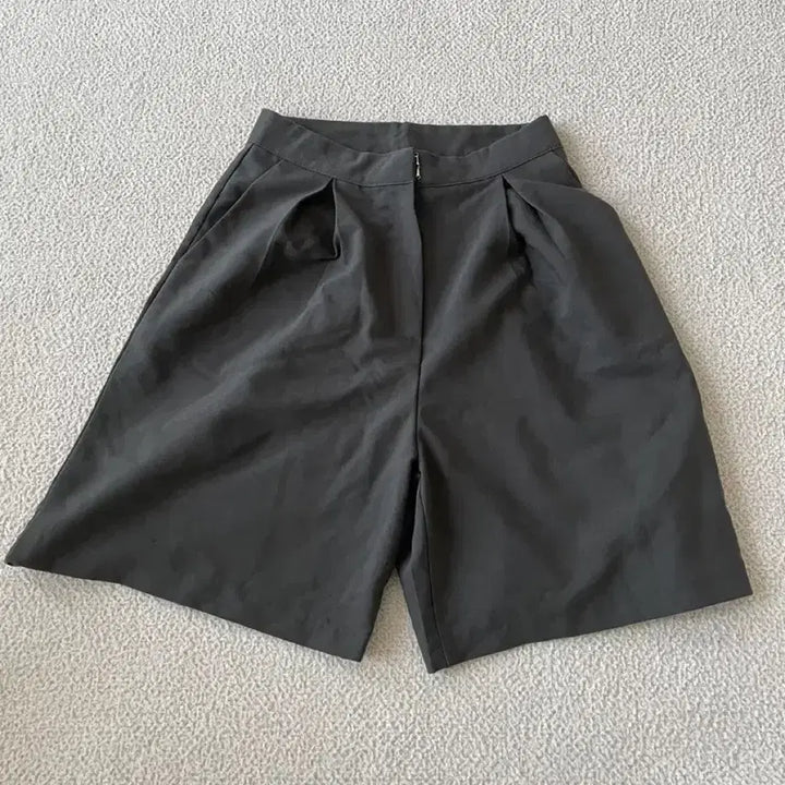 [BUNJANG] Gray Slacks Shorts for Spring/Summer / 5부 7부 반바지 슬렉스 회색바지 봄코디 출근룩 꾸안꾸
