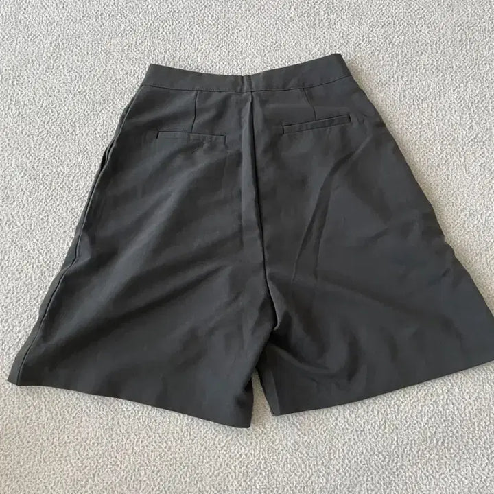 [BUNJANG] Gray Slacks Shorts for Spring/Summer / 5부 7부 반바지 슬렉스 회색바지 봄코디 출근룩 꾸안꾸