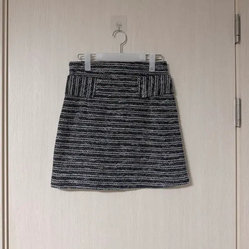 [BUNJANG] reine Navy Tweed Skirt M / 렌느 reine 네이비 트위드 스커트 M