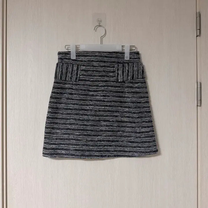[BUNJANG] reine Navy Tweed Skirt M / 렌느 reine 네이비 트위드 스커트 M