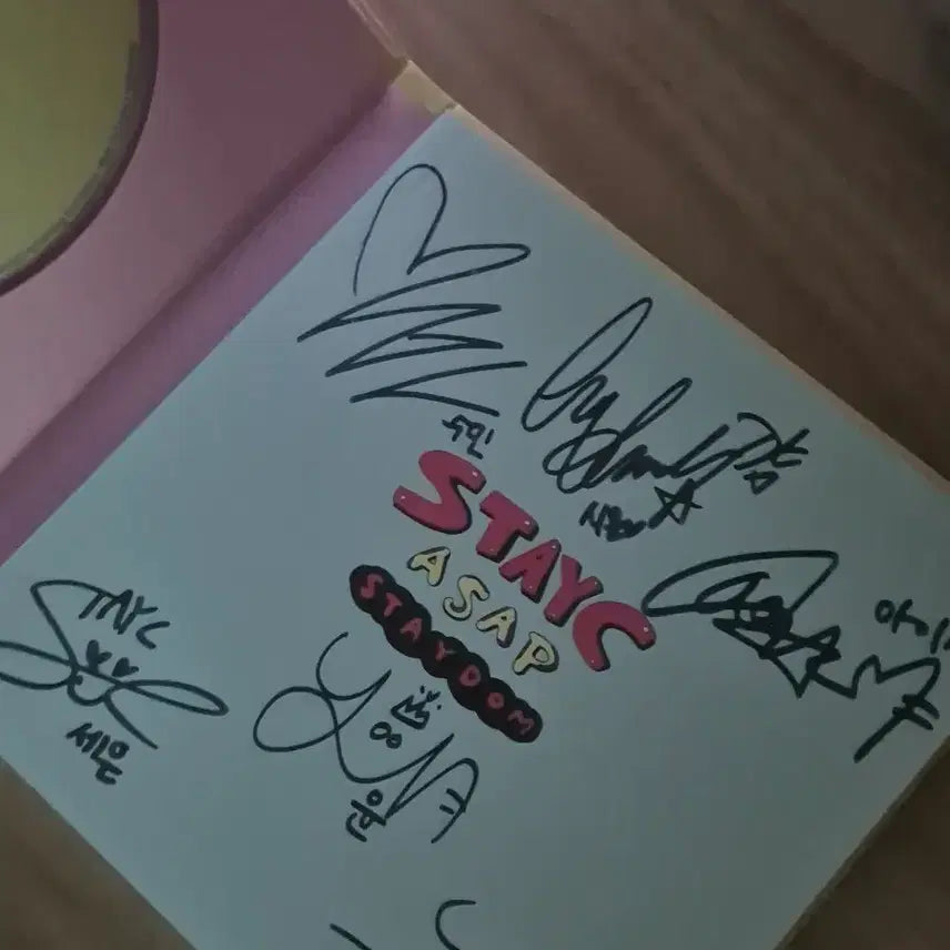 [BUNJANG] STAYC ASAP Signed Album / 스테이씨 ASAP(에이셉) 친필 싸인 앨범