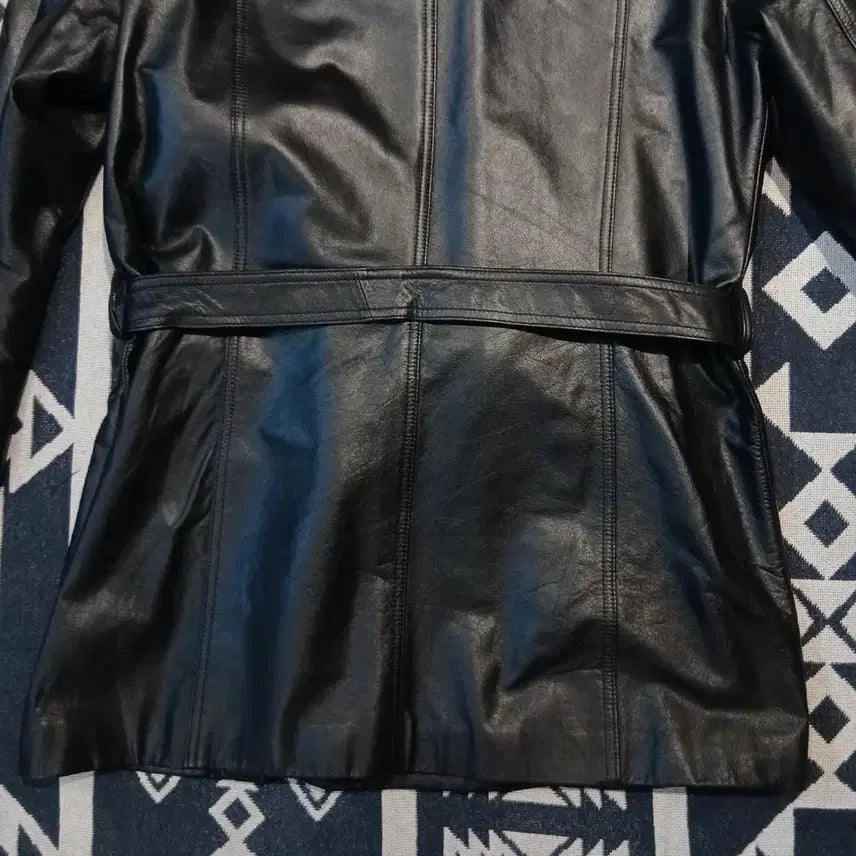 [BUNJANG] EMOTION Black Semi-Gloss Cowhide Leather Belted Leather Jacket / EMOTION 블랙 반광 절개 소가죽 카우레더 벨티드 레더자켓 가죽자켓