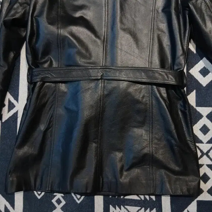 [BUNJANG] EMOTION Black Semi-Gloss Cowhide Leather Belted Leather Jacket / EMOTION 블랙 반광 절개 소가죽 카우레더 벨티드 레더자켓 가죽자켓