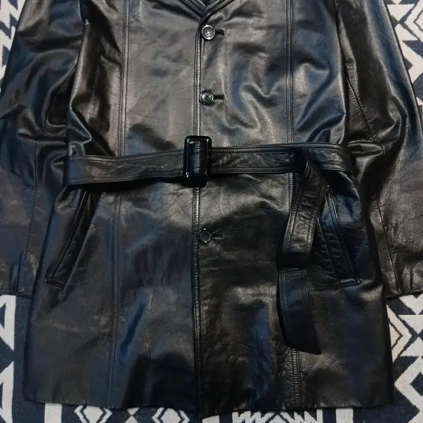 [BUNJANG] EMOTION Black Semi-Gloss Cowhide Leather Belted Leather Jacket / EMOTION 블랙 반광 절개 소가죽 카우레더 벨티드 레더자켓 가죽자켓