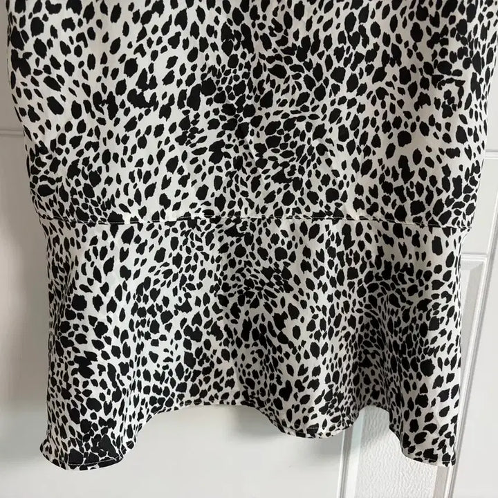 [BUNJANG] Vintage Leopard Print Tank Top Blouse / (일본 수입 빈티지)호피 나시 블라우스 레오파드 이너 민소매 S