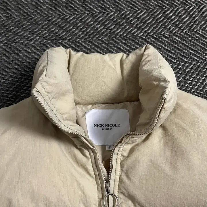 [BUNJANG] NICK NICOLE Beige Short Padded Jacket / NICK NICOLE 베이지 숏 패딩 자켓y 4660