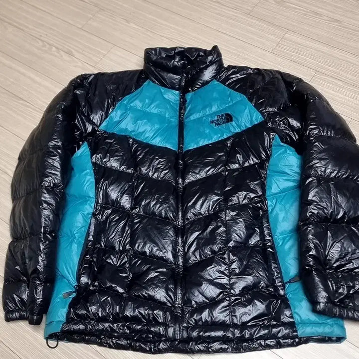 [BUNJANG] The North Face Lightweight Down Jacket (105) / 빈티지 노스페이스 블랙/블루 거의털 경량패딩 점퍼(105)