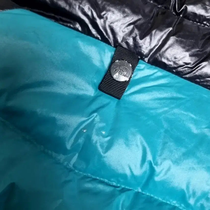 [BUNJANG] The North Face Lightweight Down Jacket (105) / 빈티지 노스페이스 블랙/블루 거의털 경량패딩 점퍼(105)