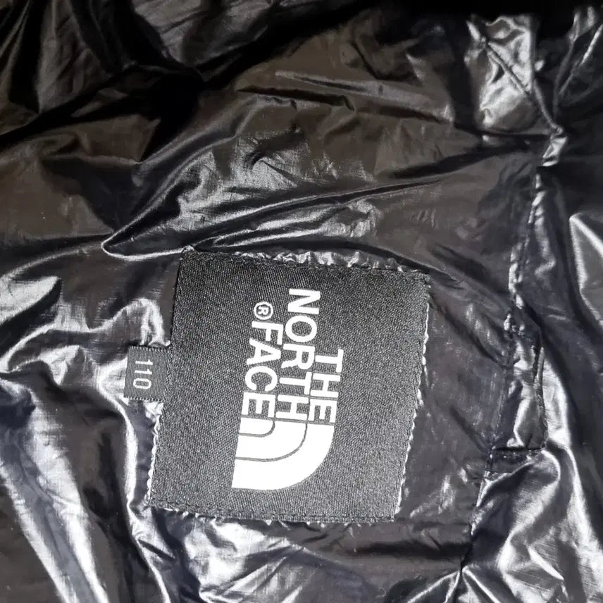 [BUNJANG] The North Face Lightweight Down Jacket (105) / 빈티지 노스페이스 블랙/블루 거의털 경량패딩 점퍼(105)