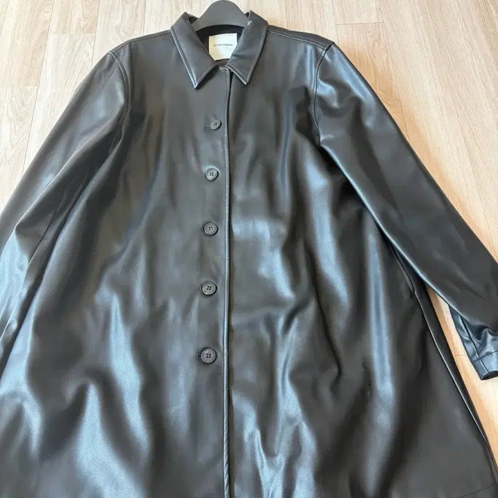 [BUNJANG] LE17SEPTEMBRE Vegan Leather Half Coat / le17septembre VEGAN LEATHER HALF COATE